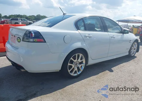2009 Pontiac G8 Gxp z USA, uszkodzony, nr VIN 6G2EP57W59L309538